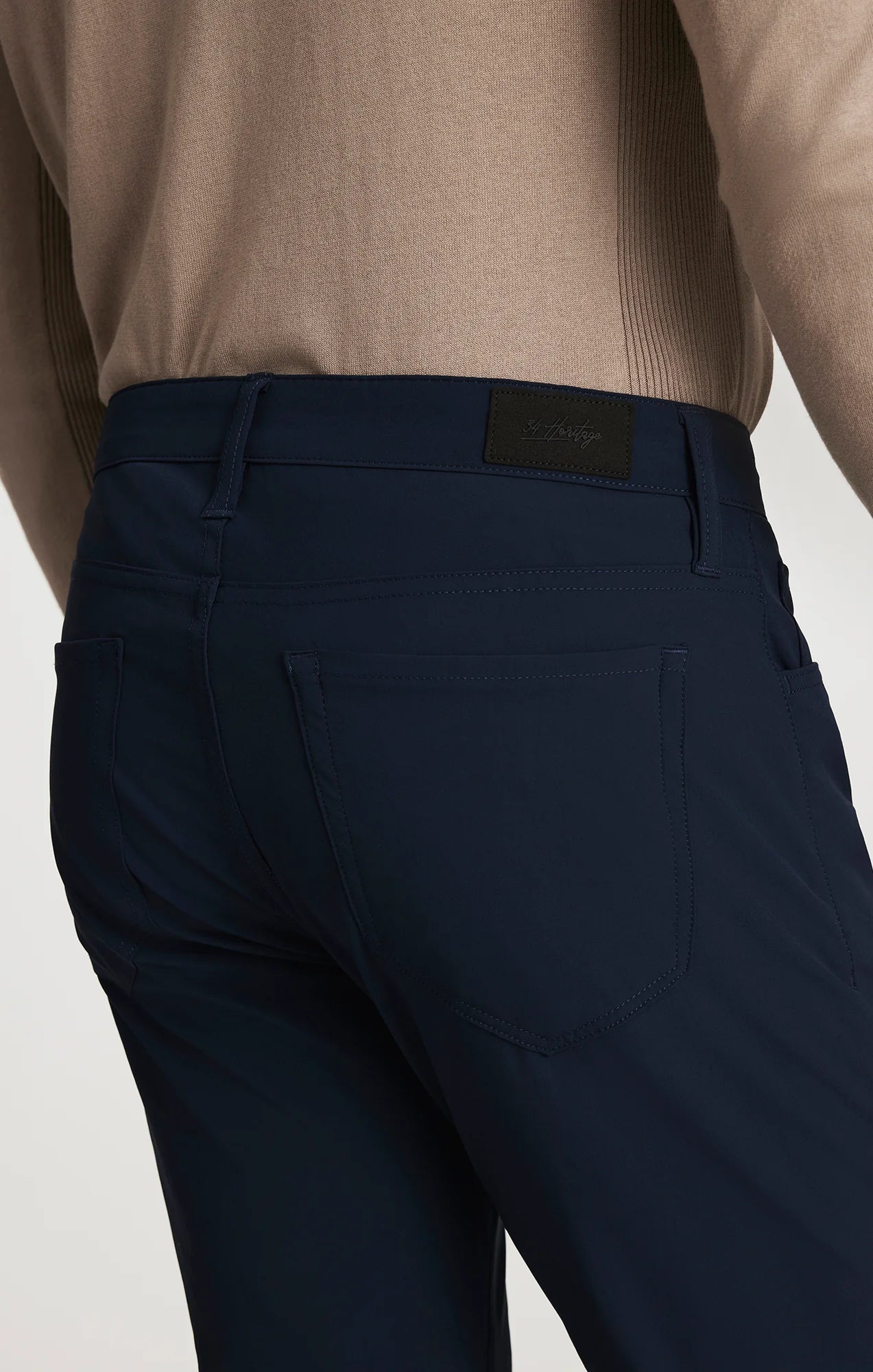 34 Heritage - Courage Straight Commuter Pants - Navy Luxe