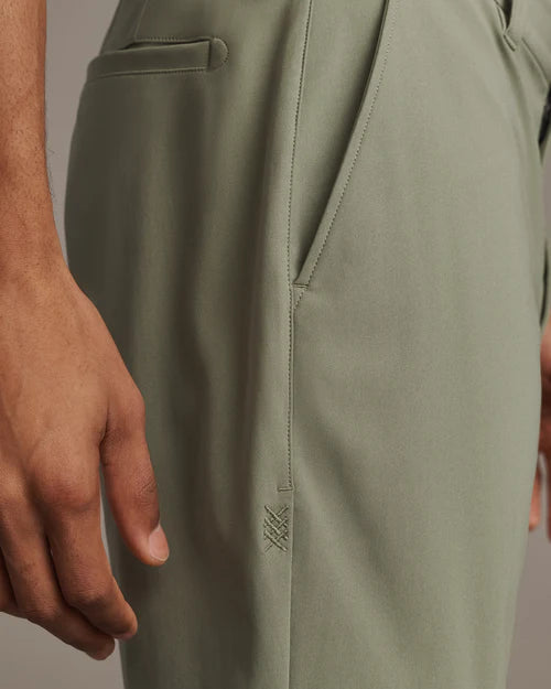 Rhone - Commuter Short - 7" - Green Sage