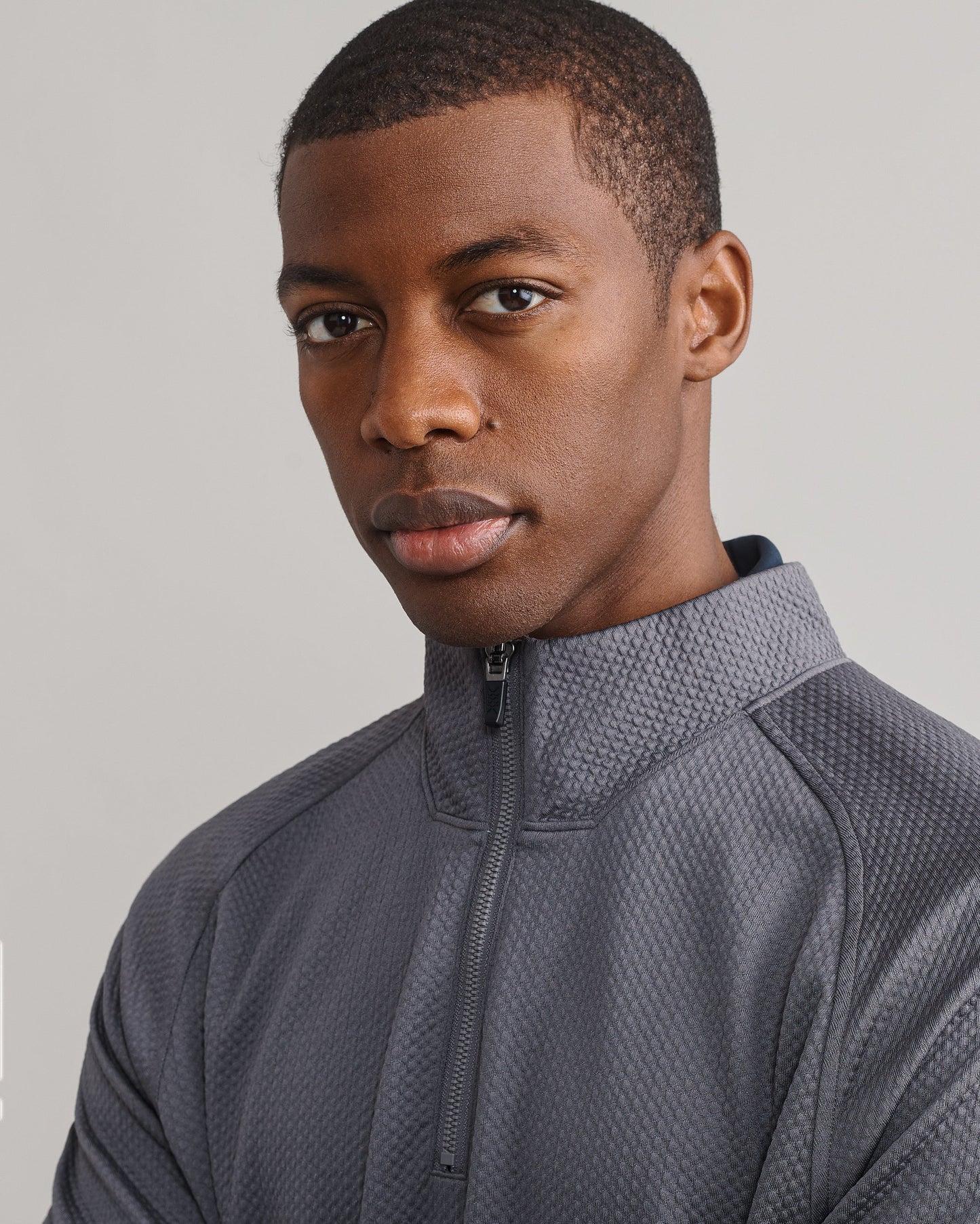 Rhone - Founder's Golf 1/4 Zip - Gravel/True Navy