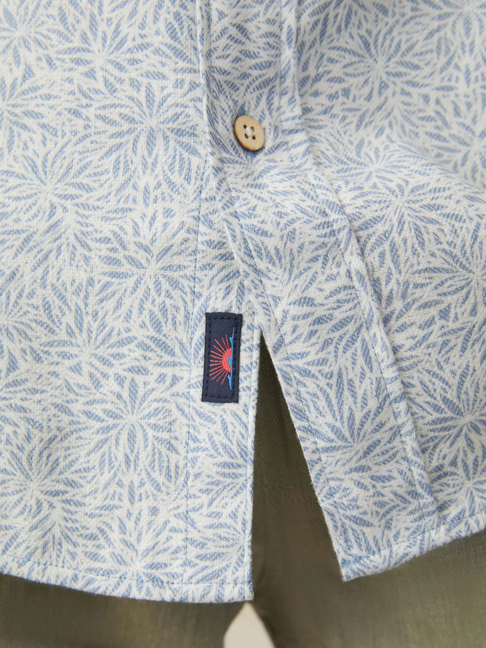 Faherty - Short Sleeve Breeze Shirt - Sky Blue Frond