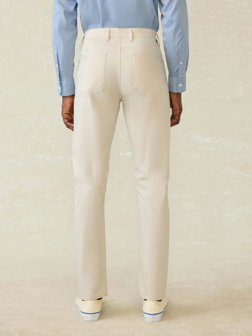 Faherty - Movement 5-Pocket Pant - Light Sand