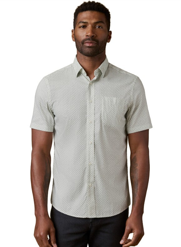 Faherty - Short Sleeve Movement Shirt - Sage Scallop Shell