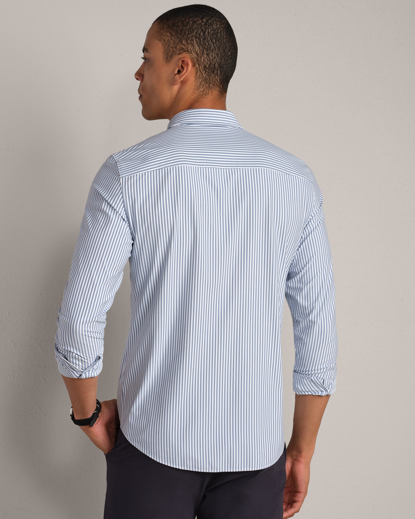 Rhone - Commuter Shirt Slim Fit - Dark Blue Wide Stripe