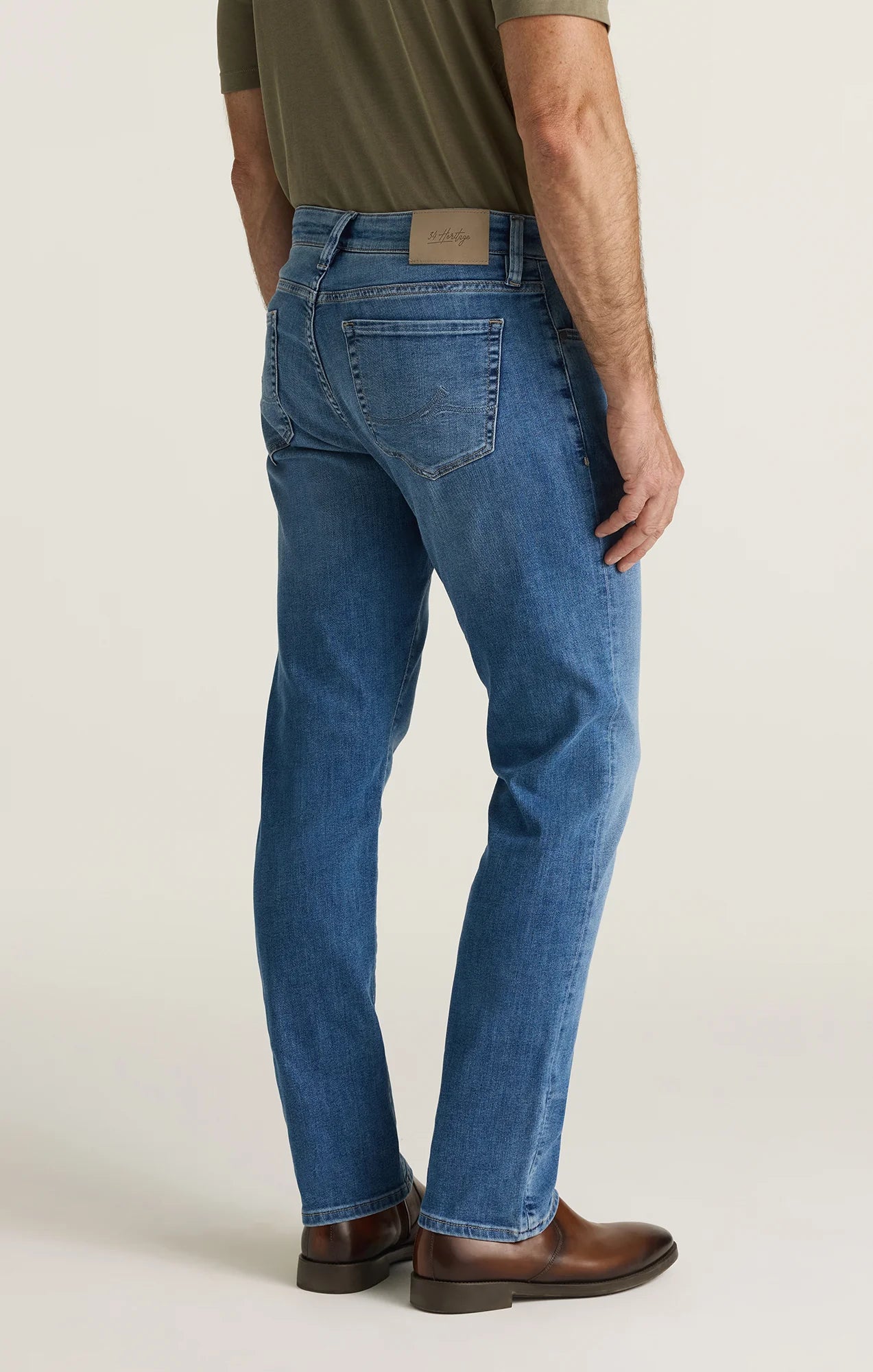 34 Heritage - Courage Straight Leg Jeans - Light Brushed Aerodenim