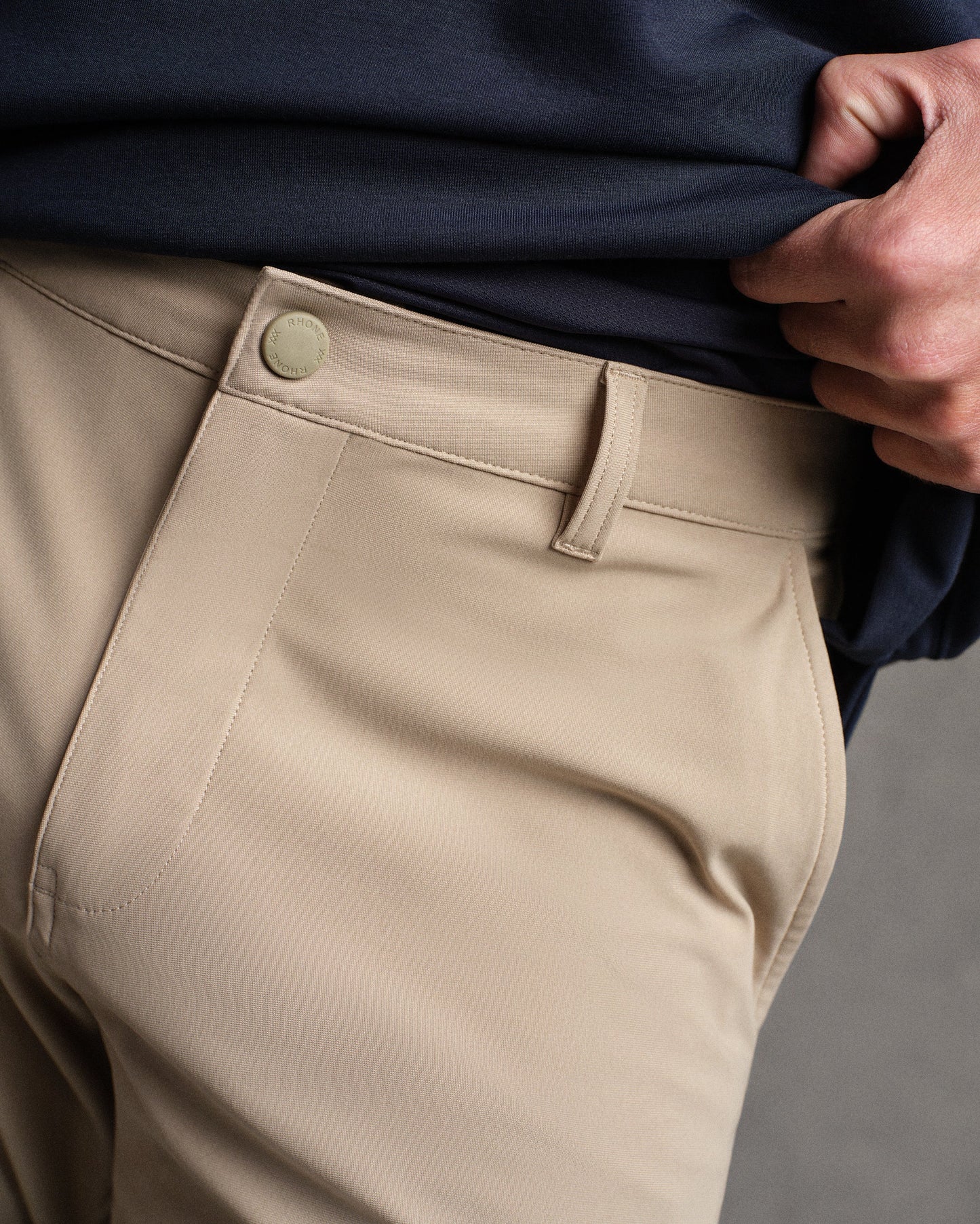 Rhone - Commuter Pant Slim - Khaki