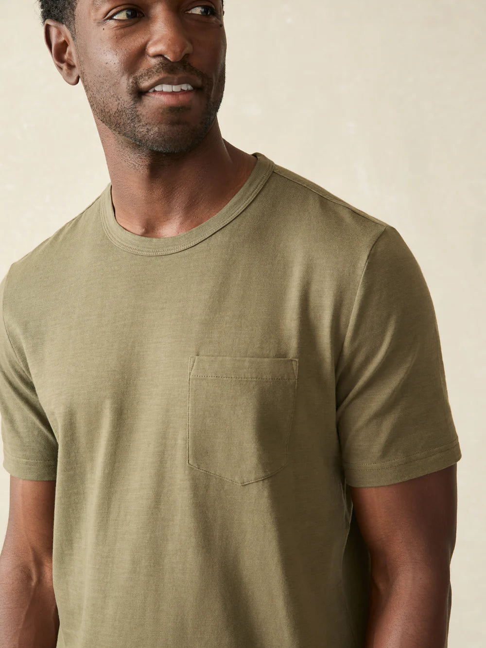 Faherty - Sunwashed Pocket Tee - Olive