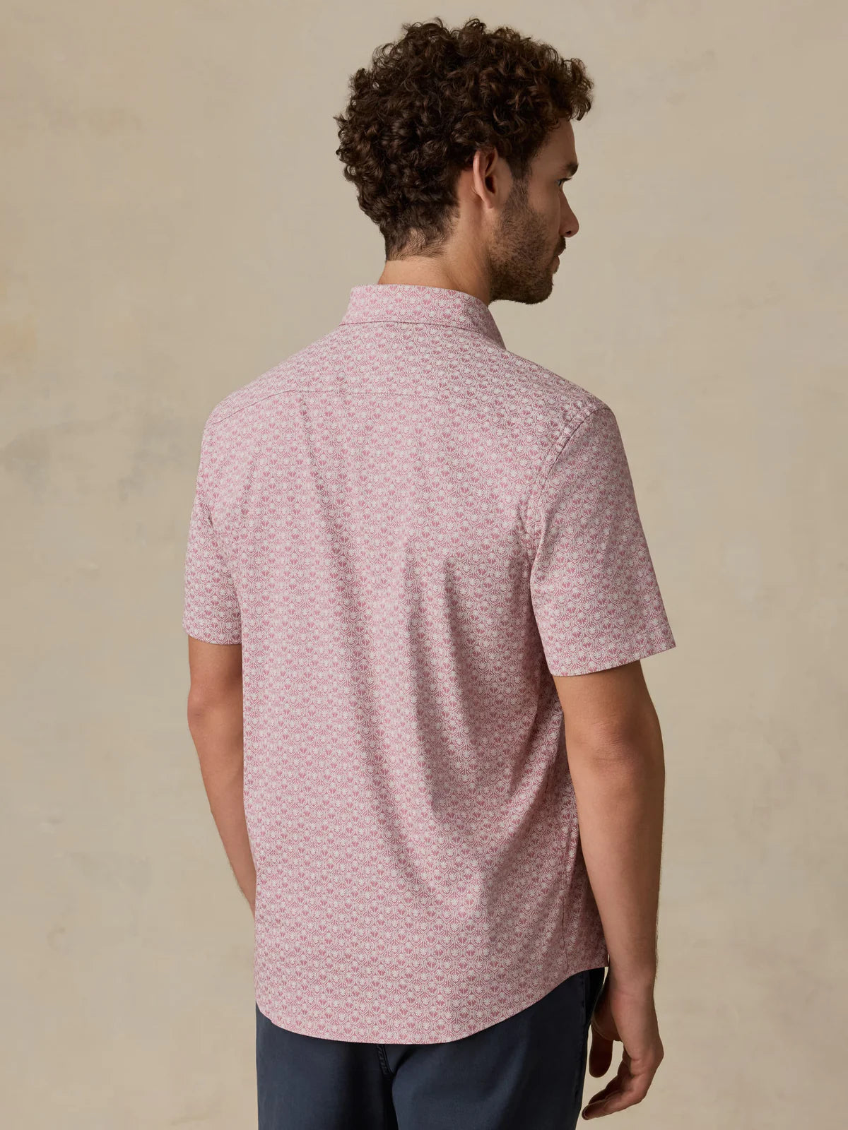 Faherty - Ss Movement Monterey Shirt - Rose Palm Mosaic
