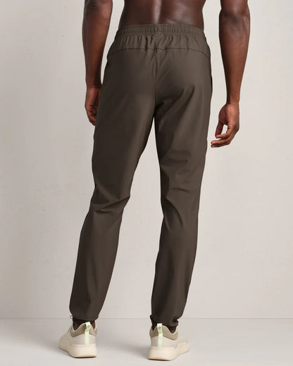 Rhone - Pursuit Pant - Cafe Noir
