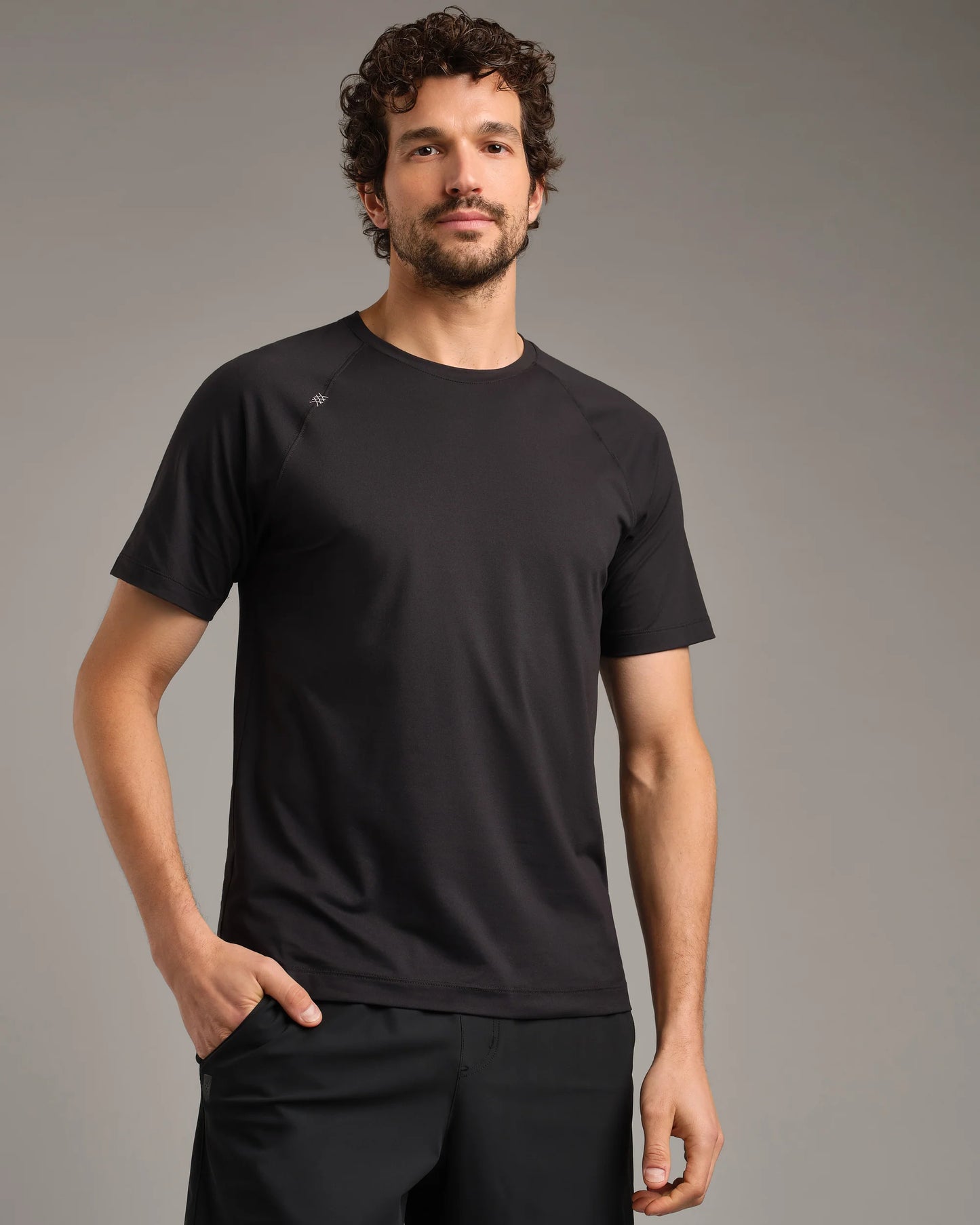 Rhone - Reign Short Sleeve - Black