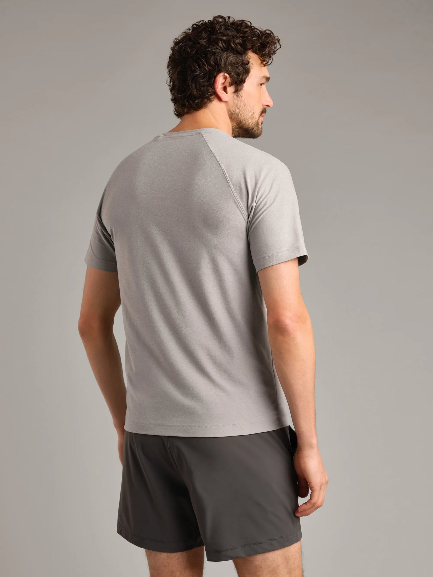 Rhone - Reign Short Sleeve - Light Grey Heather