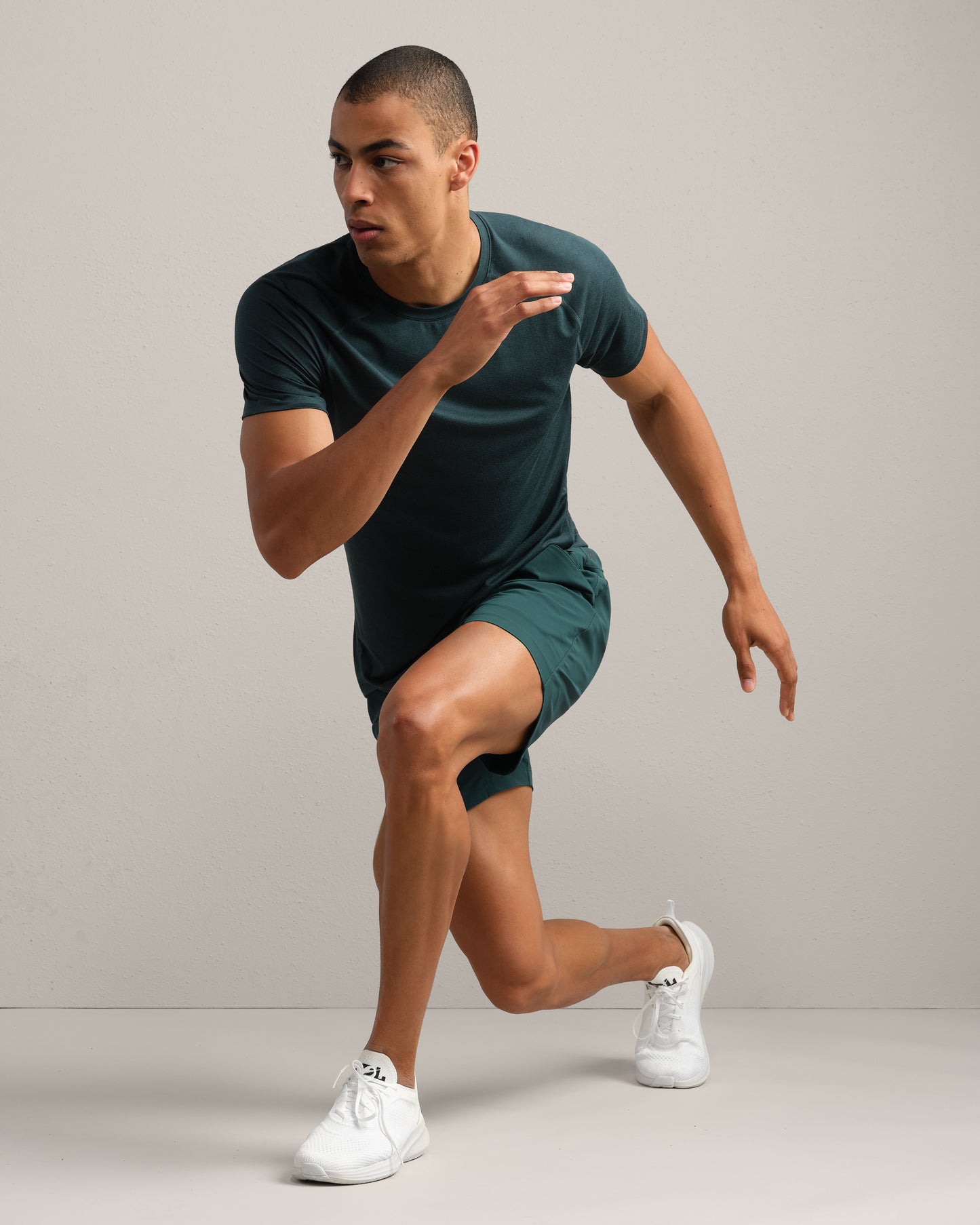 Rhone - 7" Pursuit Short, Lined - Moss Green