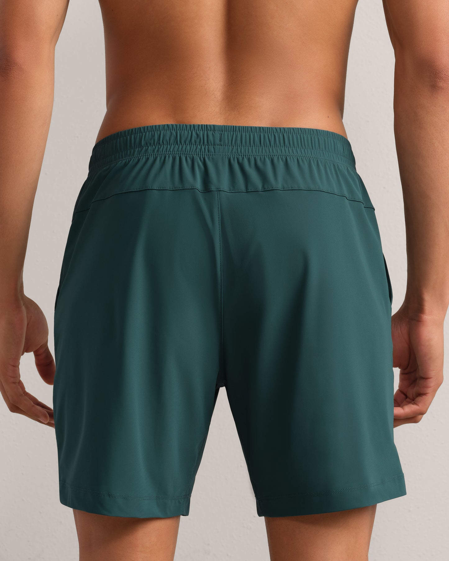 Rhone - 7" Pursuit Short, Lined - Moss Green